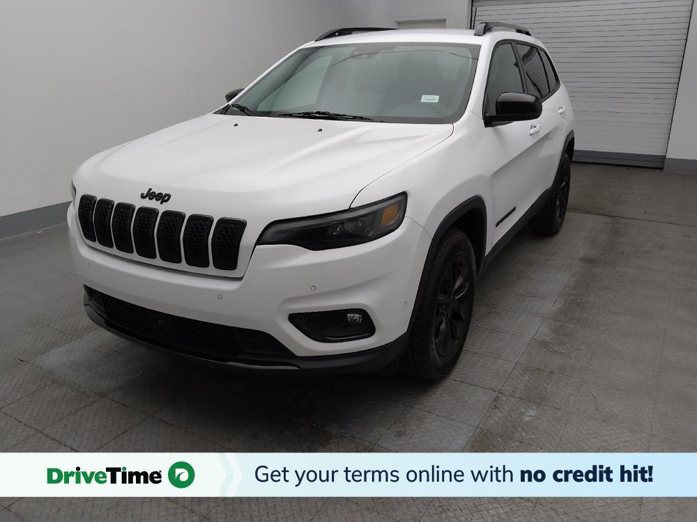 used 2023 Jeep Cherokee car, priced at $22,095