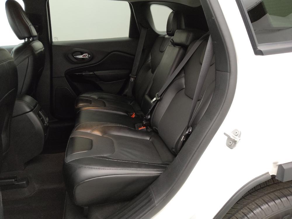 used 2023 Jeep Cherokee car, priced at $22,095