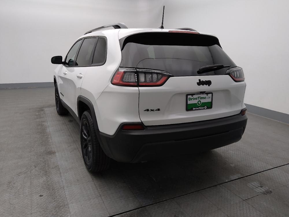 used 2023 Jeep Cherokee car, priced at $22,095