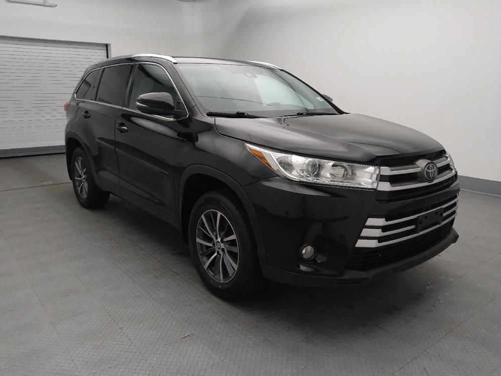 used 2018 Toyota Highlander car, priced at $24,295