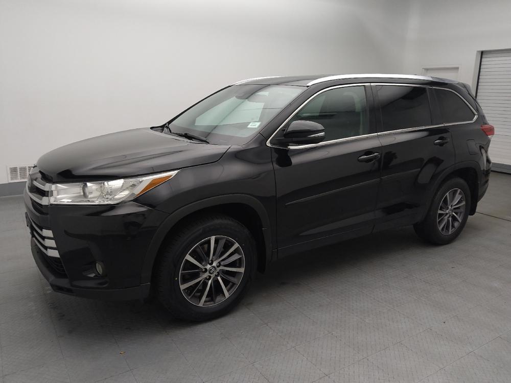 used 2018 Toyota Highlander car, priced at $24,295