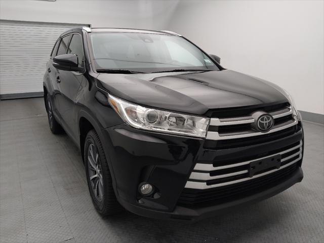 used 2019 Toyota Highlander car, priced at $27,995