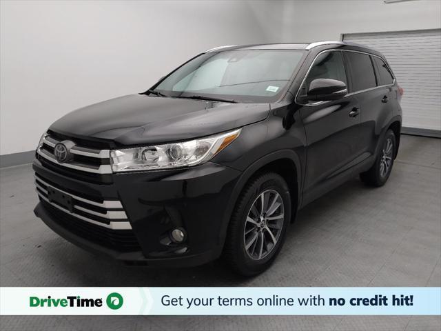 used 2019 Toyota Highlander car, priced at $27,995