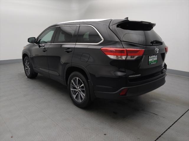 used 2019 Toyota Highlander car, priced at $27,995