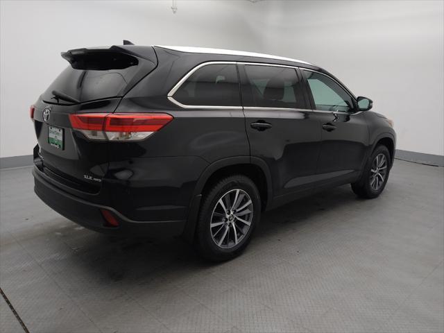 used 2019 Toyota Highlander car, priced at $27,995