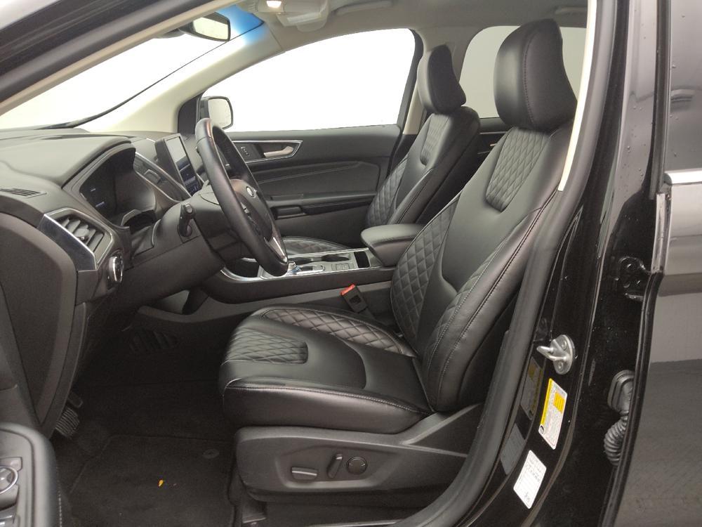 used 2024 Ford Edge car, priced at $28,995