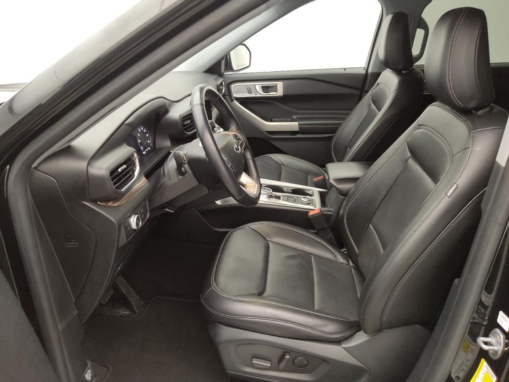 used 2022 Ford Explorer car, priced at $27,895