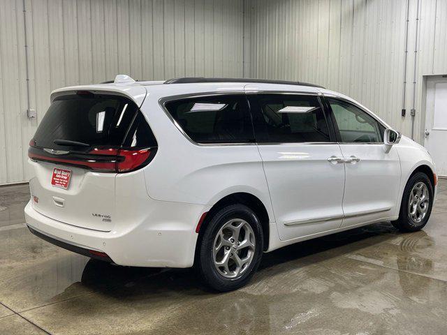 used 2022 Chrysler Pacifica car, priced at $37,353