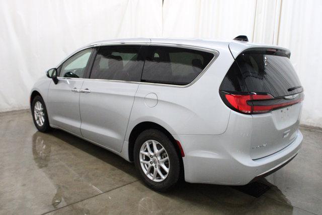 used 2023 Chrysler Pacifica car, priced at $29,019