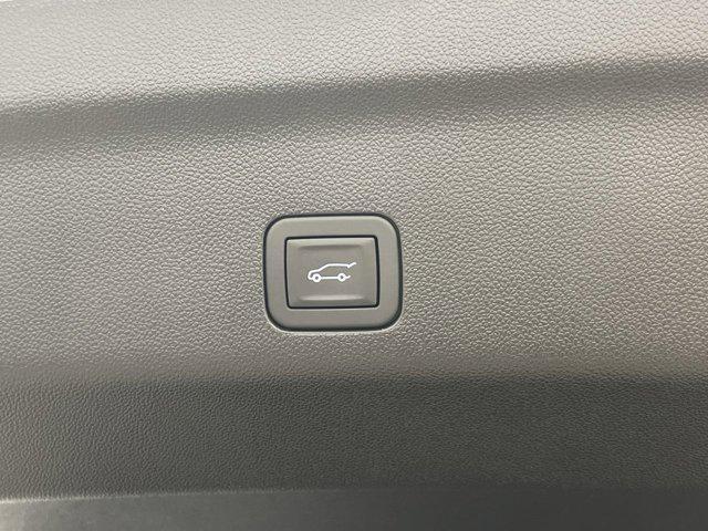 new 2025 Chevrolet Suburban car, priced at $94,468
