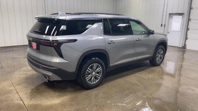 used 2025 Chevrolet Traverse car, priced at $40,018
