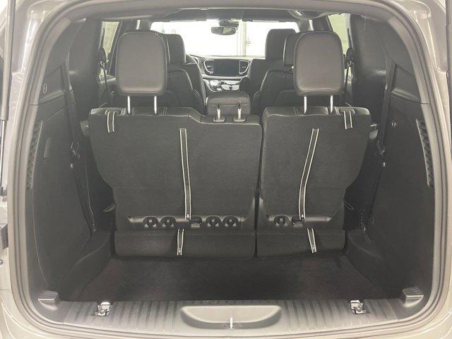 new 2025 Chrysler Pacifica car, priced at $43,291