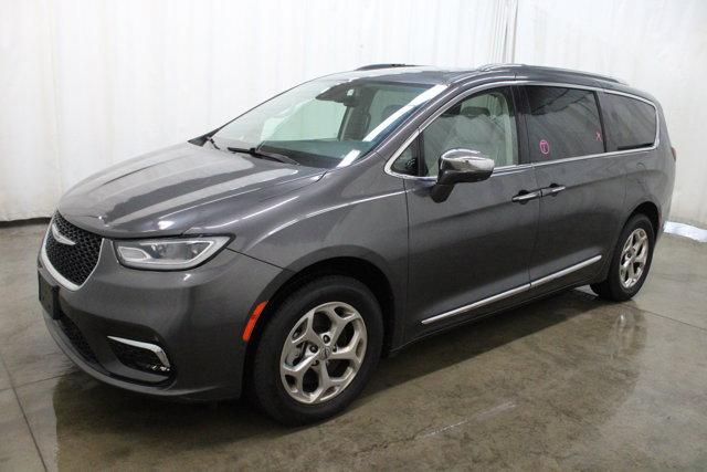 used 2021 Chrysler Pacifica car