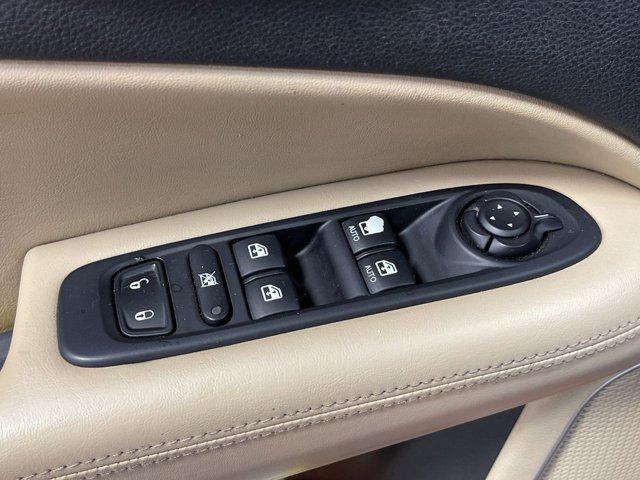 used 2019 Jeep Compass car, priced at $15,604