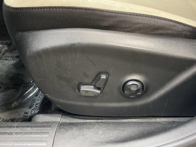 used 2017 Jeep Cherokee car, priced at $6,107