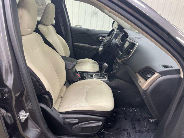 used 2017 Jeep Cherokee car, priced at $6,107