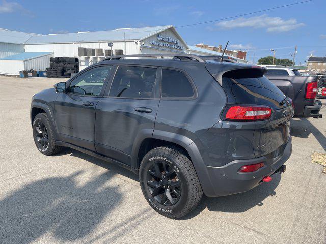 used 2018 Jeep Cherokee car