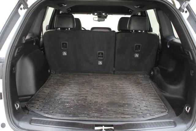 used 2023 Jeep Grand Cherokee car, priced at $34,368