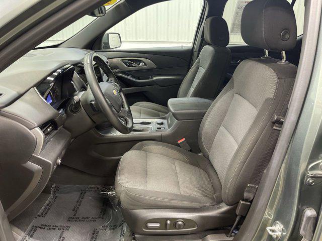 used 2023 Chevrolet Traverse car, priced at $26,812