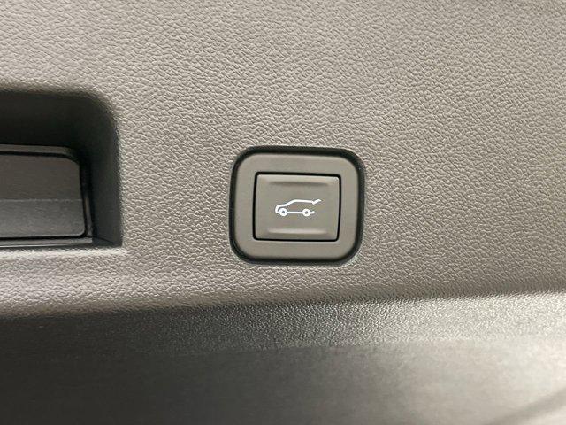 new 2025 Chevrolet Traverse car, priced at $54,460