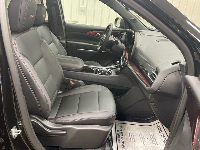 new 2025 Chevrolet Traverse car, priced at $53,616