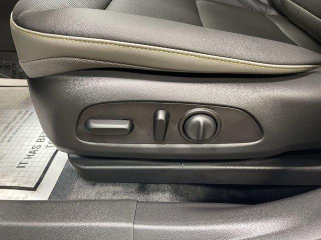 new 2025 Chevrolet Trax car, priced at $26,940