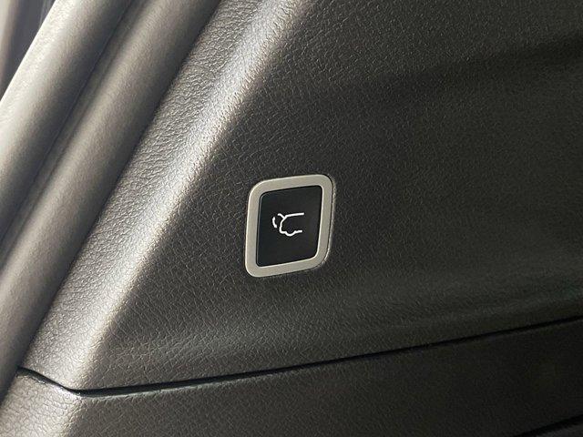 new 2025 Chrysler Pacifica car, priced at $49,215
