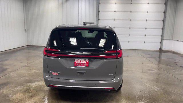 new 2025 Chrysler Pacifica car, priced at $49,215