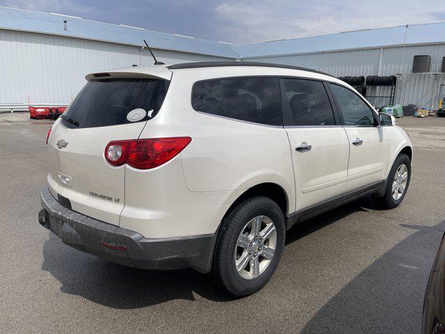 used 2011 Chevrolet Traverse car, priced at $6,625