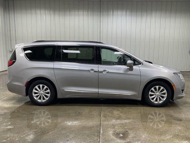 used 2017 Chrysler Pacifica car, priced at $9,444