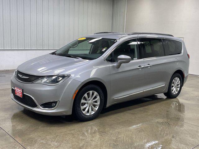 used 2017 Chrysler Pacifica car, priced at $9,444