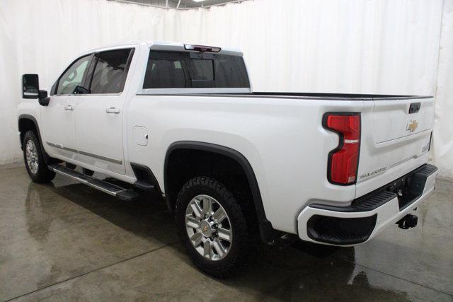 used 2024 Chevrolet Silverado 2500 car, priced at $73,216