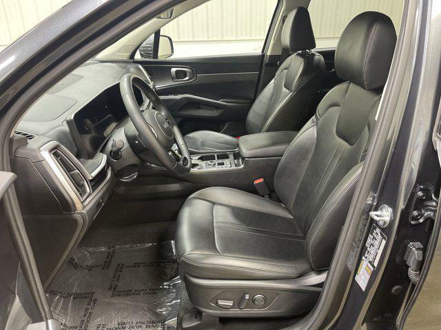 used 2024 Kia Sorento car, priced at $32,202