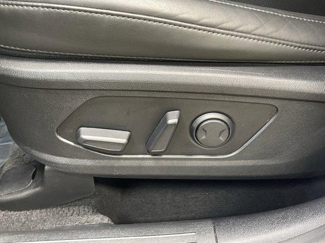 used 2024 Kia Sorento car, priced at $32,202