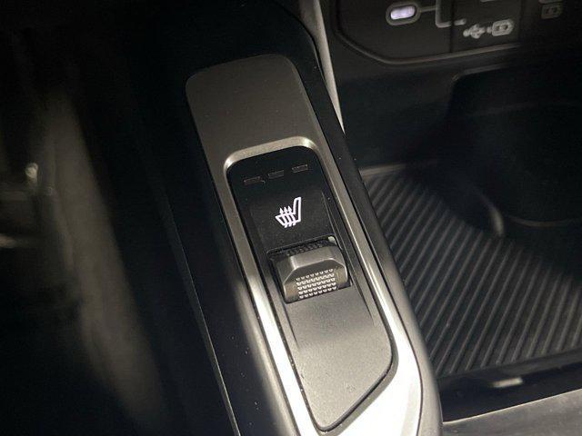 used 2024 Kia Sorento car, priced at $32,202