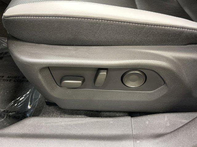 used 2024 Buick Envision car, priced at $31,381