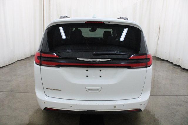 used 2022 Chrysler Pacifica car