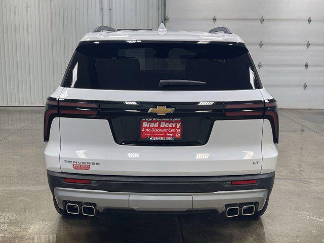 used 2024 Chevrolet Traverse car, priced at $40,563