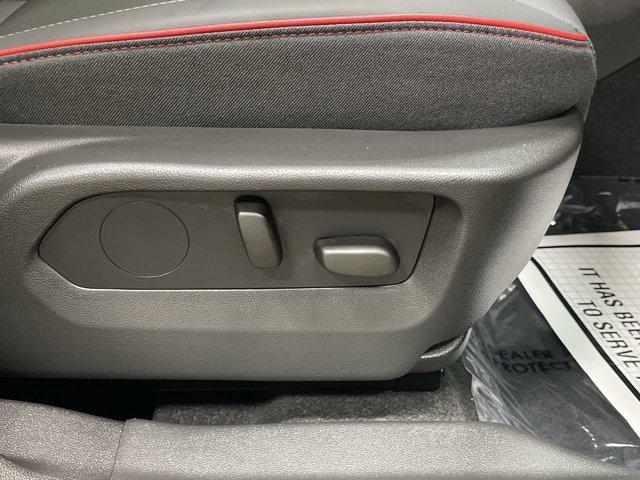 used 2023 Buick Envision car, priced at $34,253