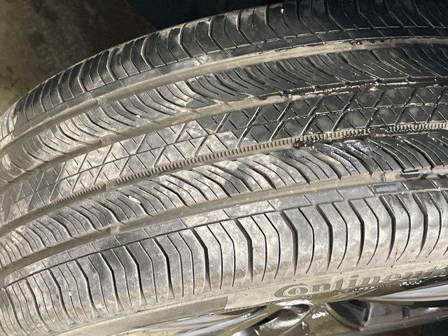 used 2023 Buick Envision car, priced at $35,832