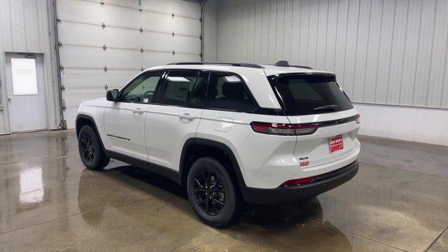 new 2025 Jeep Grand Cherokee car, priced at $41,941