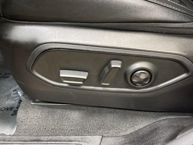 used 2024 Jeep Grand Cherokee car, priced at $34,172