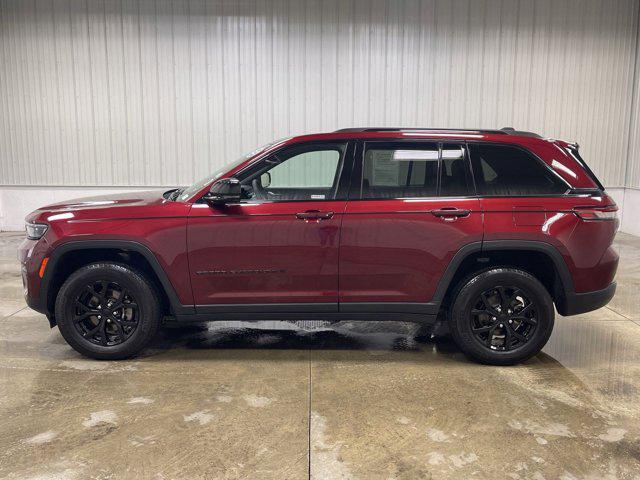 used 2024 Jeep Grand Cherokee car, priced at $34,172