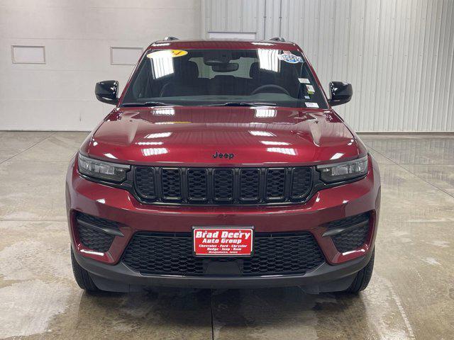 used 2024 Jeep Grand Cherokee car, priced at $35,717