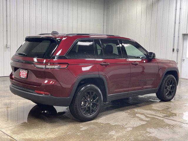used 2024 Jeep Grand Cherokee car, priced at $35,717