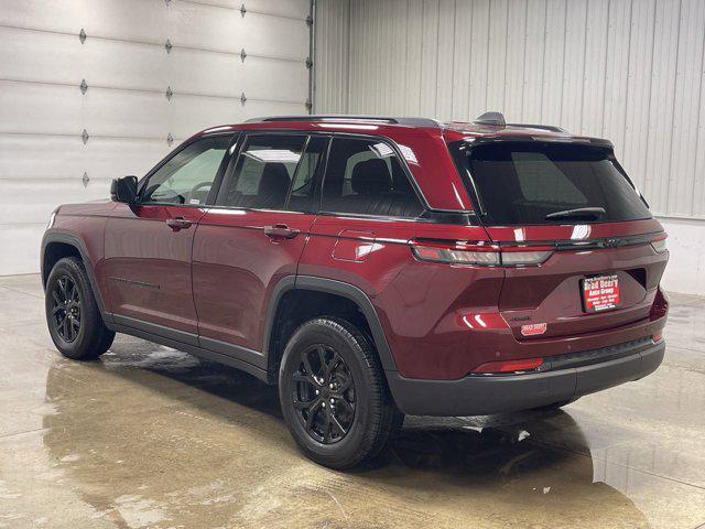 used 2024 Jeep Grand Cherokee car, priced at $35,717