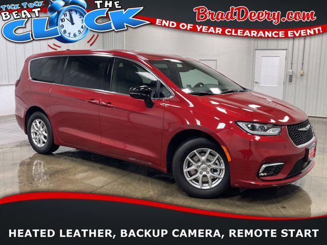 new 2025 Chrysler Pacifica car, priced at $39,821