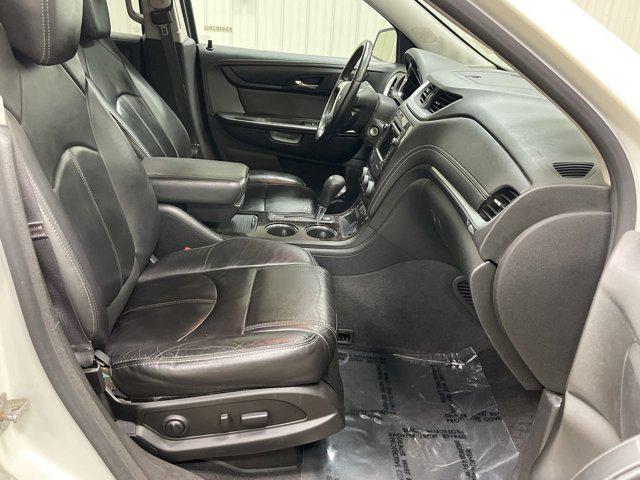 used 2015 Chevrolet Traverse car, priced at $10,103