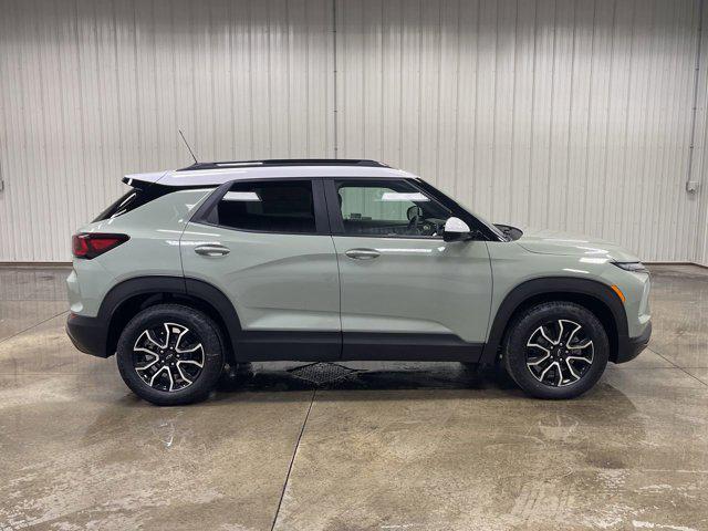 new 2025 Chevrolet TrailBlazer car, priced at $26,016