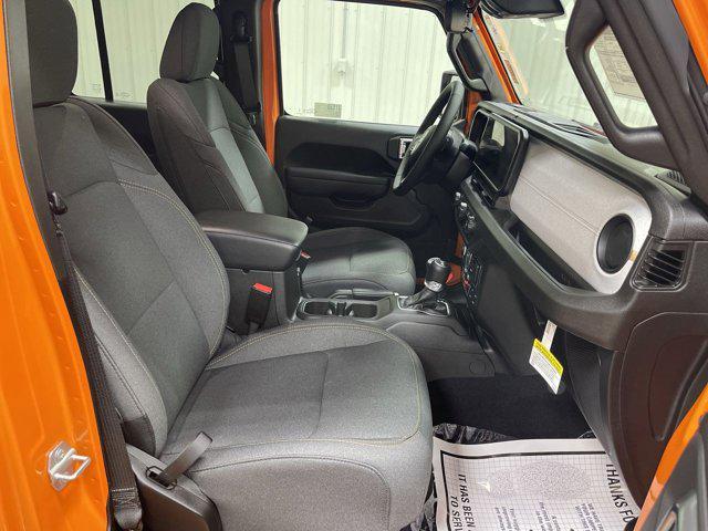 new 2025 Jeep Wrangler car, priced at $50,909